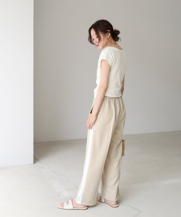 ドレープコンパクトトップス