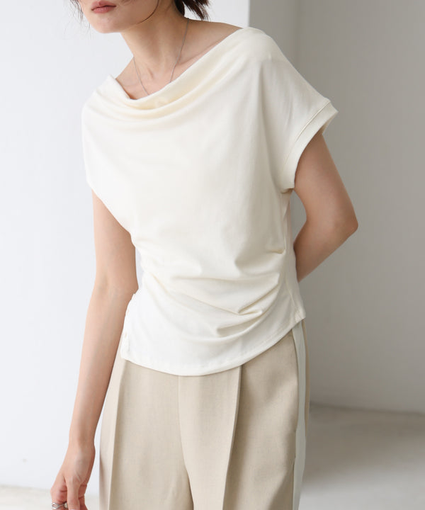 ドレープコンパクトトップス