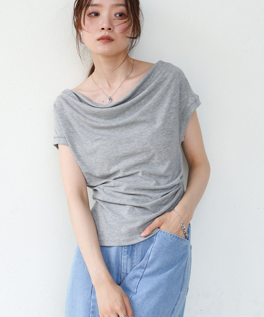 ドレープコンパクトトップス