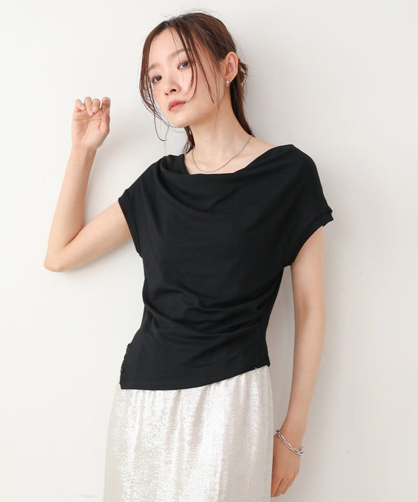 ドレープコンパクトトップス