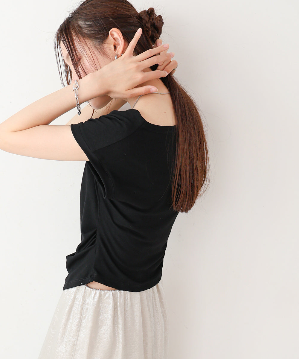 ドレープコンパクトトップス