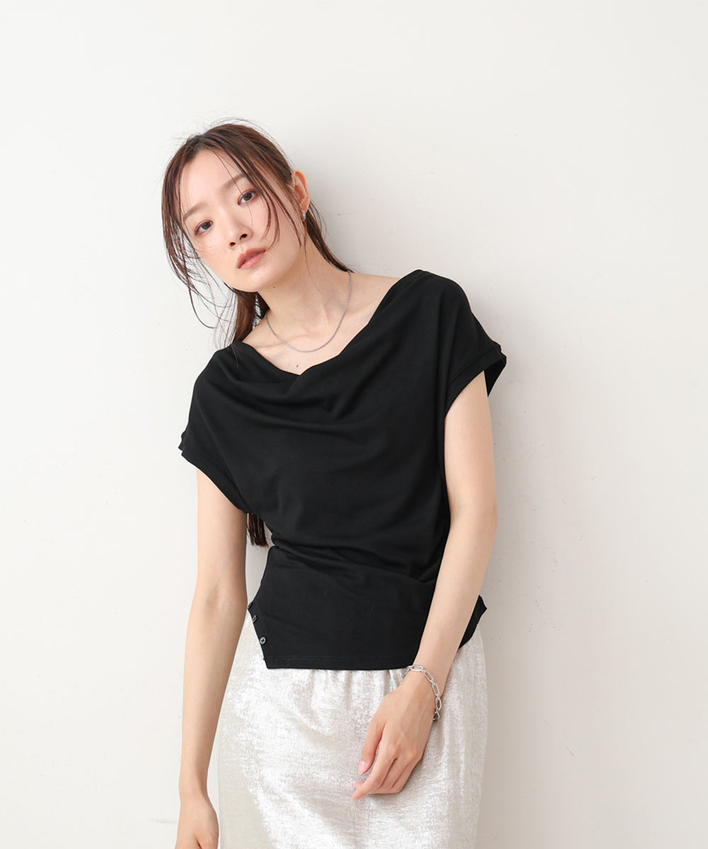 ドレープコンパクトトップス