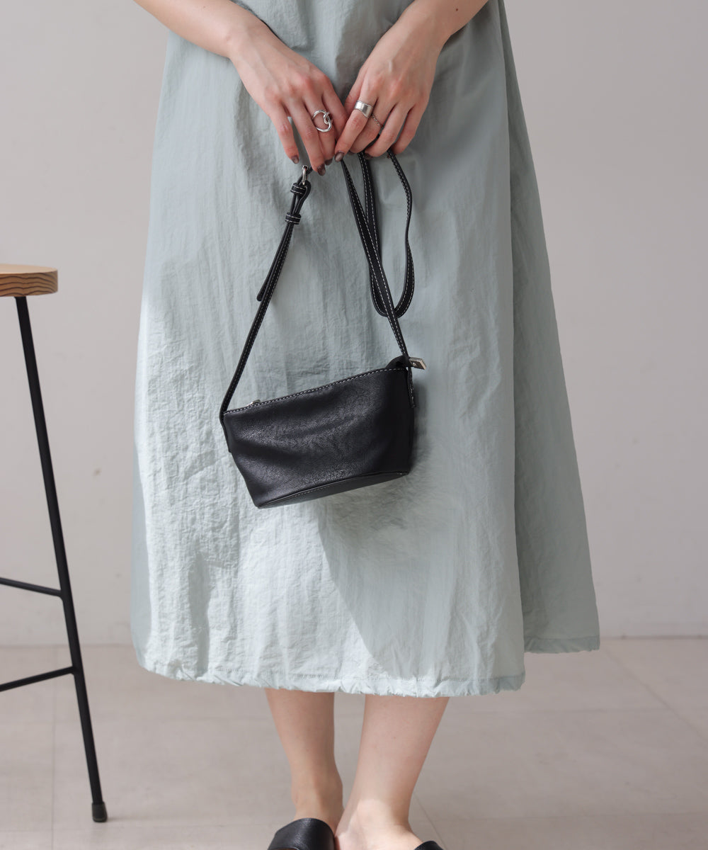 ショルダーミニバッグ