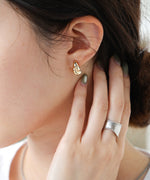 ダブルしずくメタルイアリング