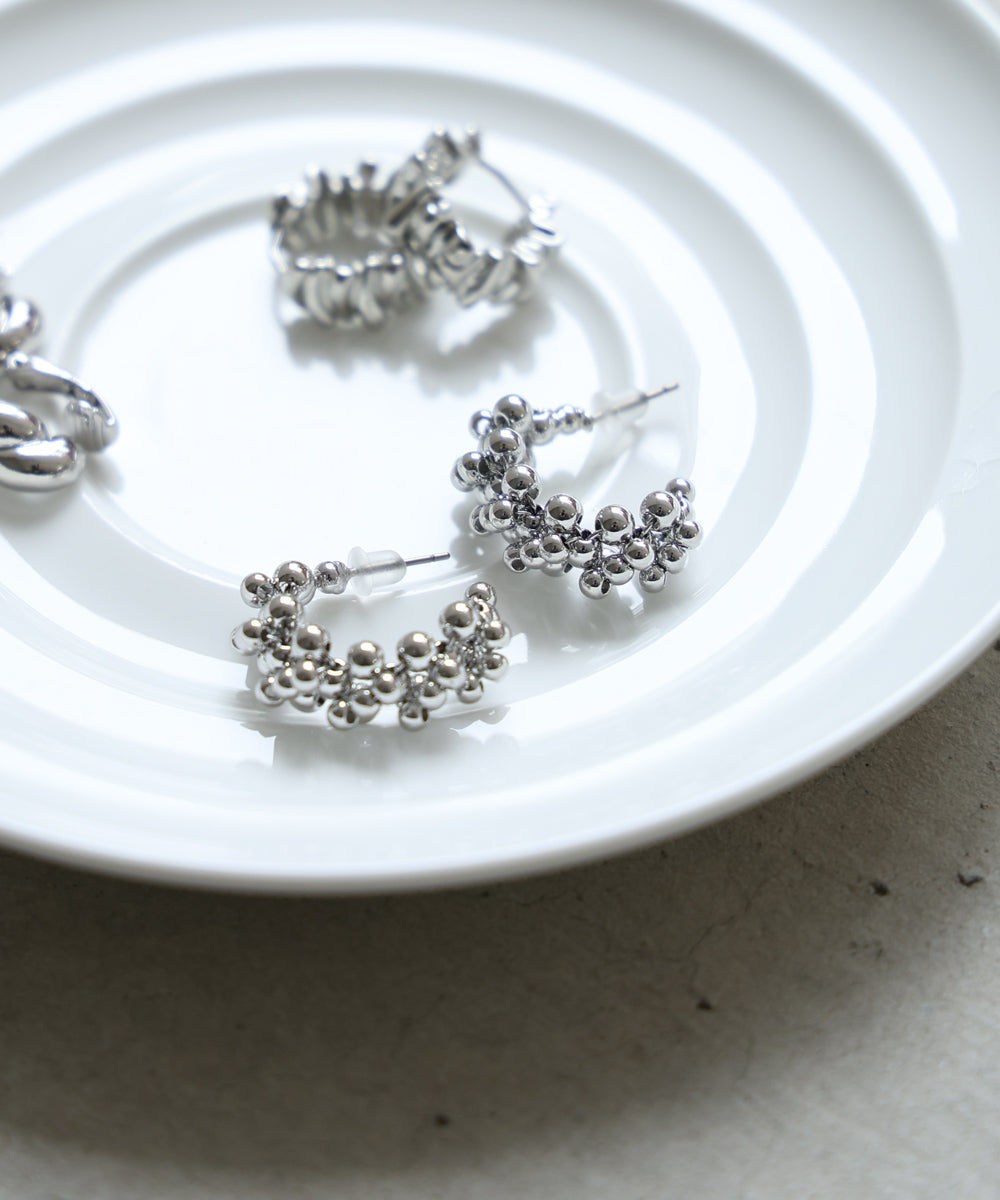 ランダムボールデザインピアス