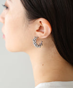 ランダムボールデザインピアス