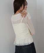 シアーフリルブラウス