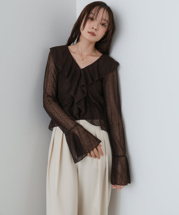 シアーフリルブラウス