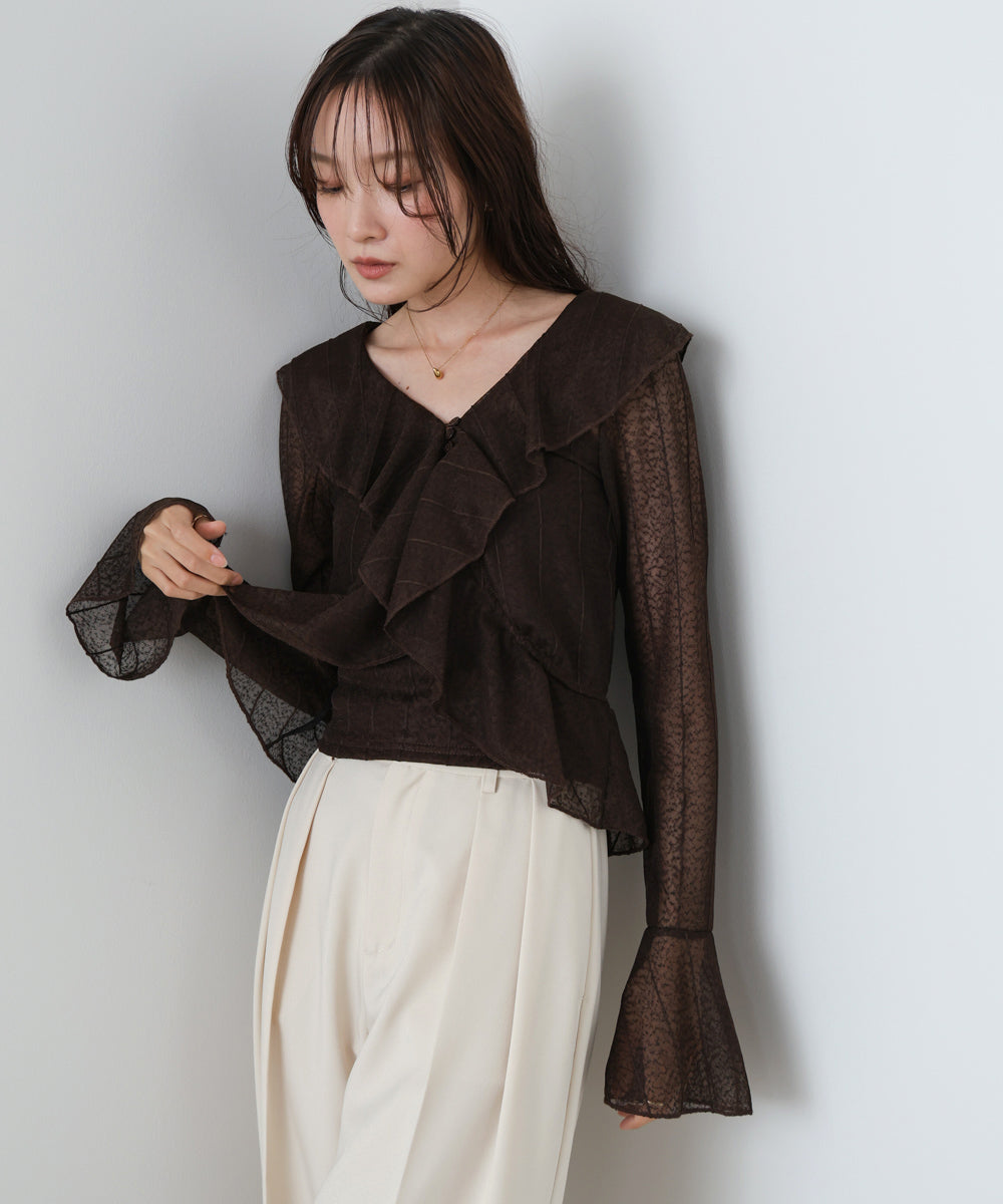 シアーフリルブラウス