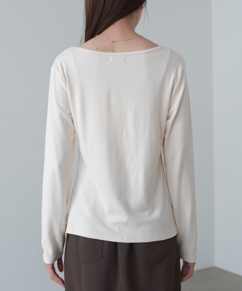 センターシャーリングカットソー