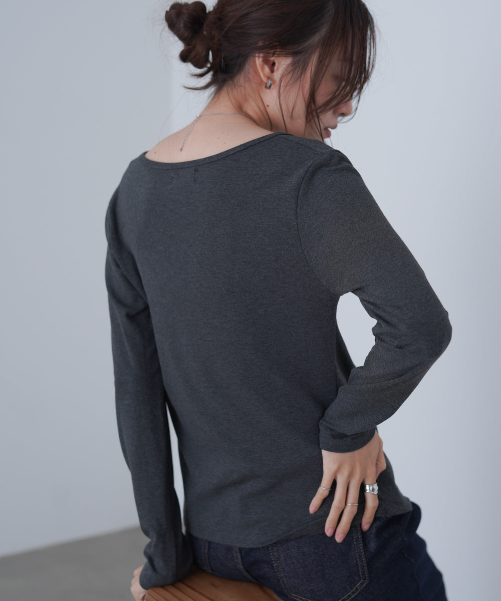 センターシャーリングカットソー