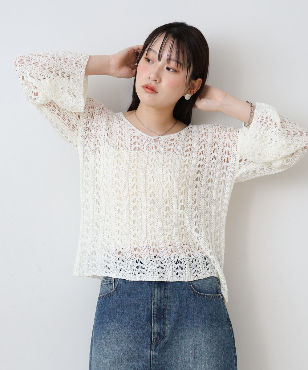 フラワーレース透かし編みトップス
