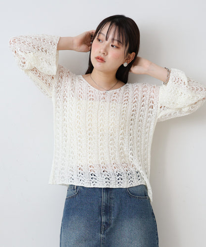 フラワーレース透かし編みトップス