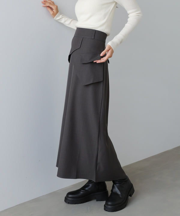 レイヤードデザインＩラインスカート