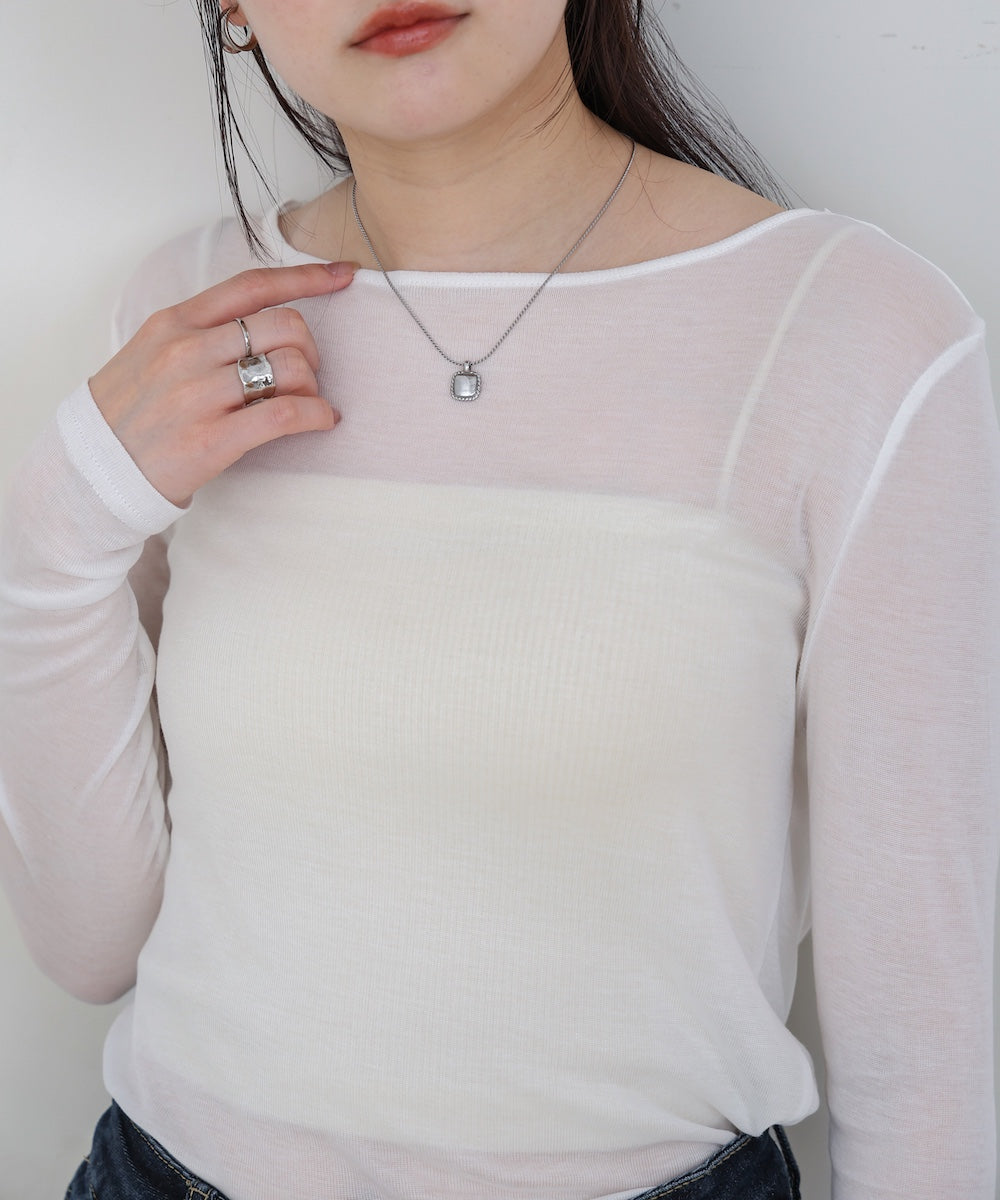 バックドレープデザイントップス