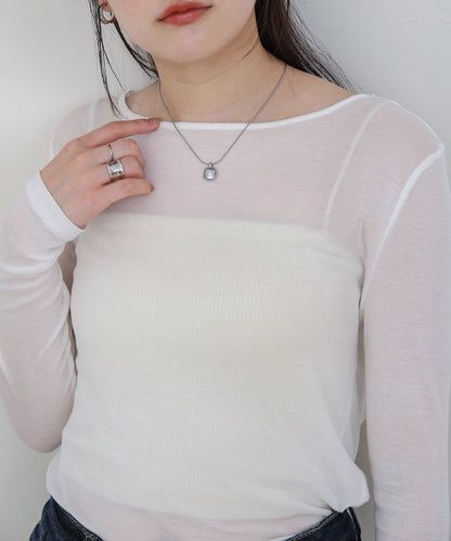 バックドレープデザイントップス