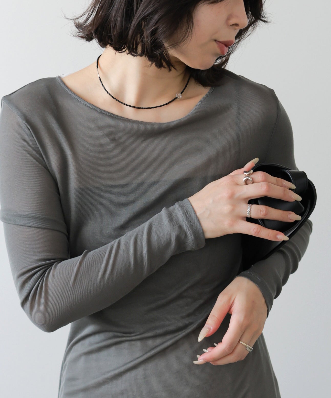 バックドレープデザイントップス