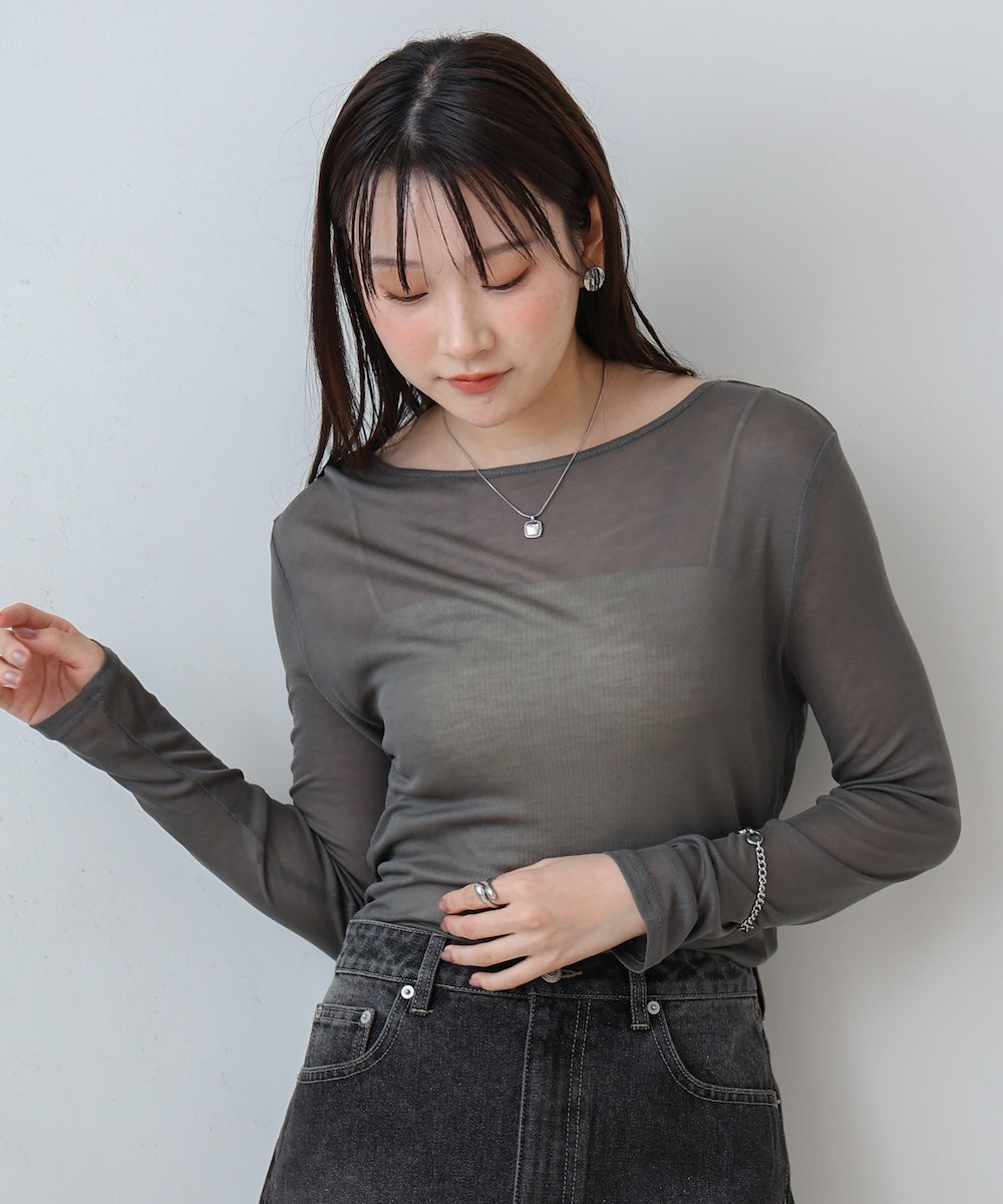 バックドレープデザイントップス