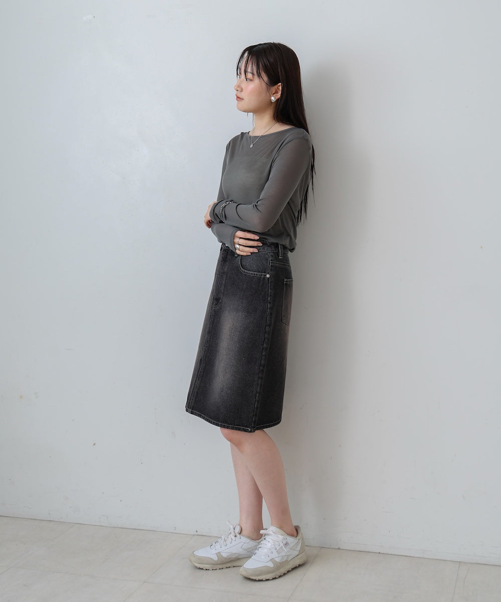 バックドレープデザイントップス