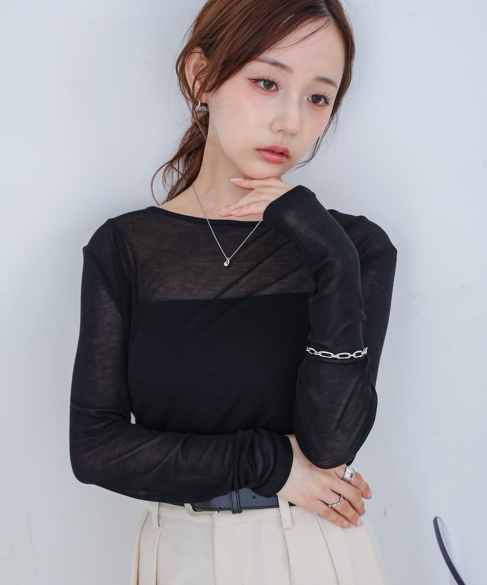 バックドレープデザイントップス