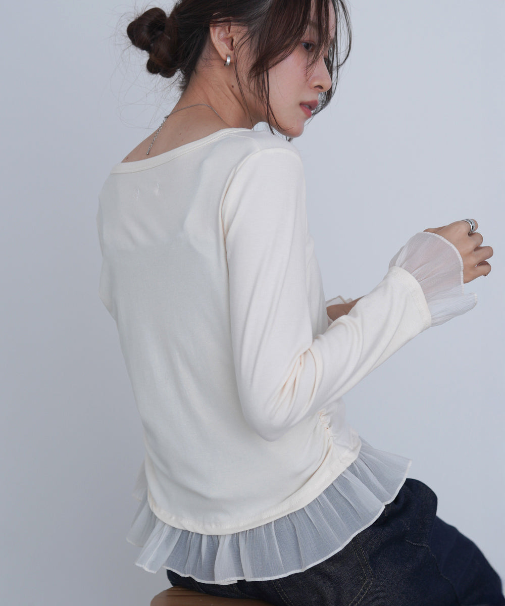 裾フリルヘンリーネックカットソー