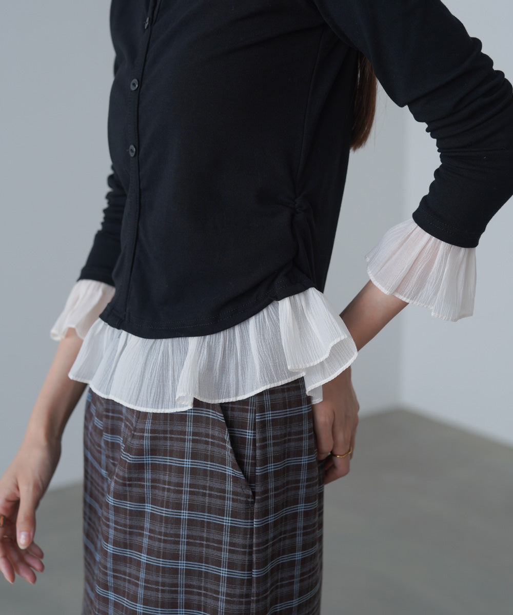 裾フリルヘンリーネックカットソー