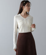 くるみボタンポロニット