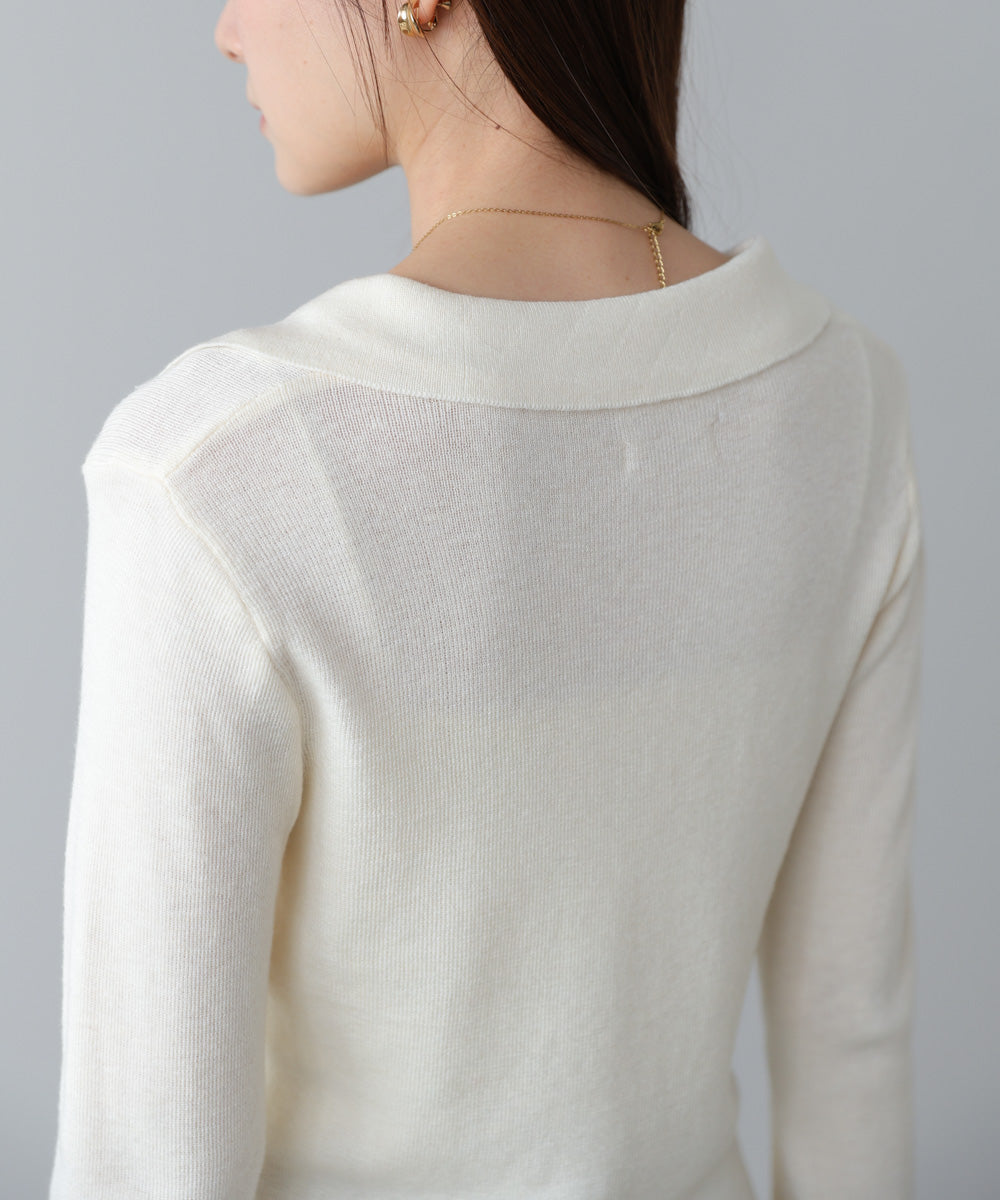 くるみボタンポロニット