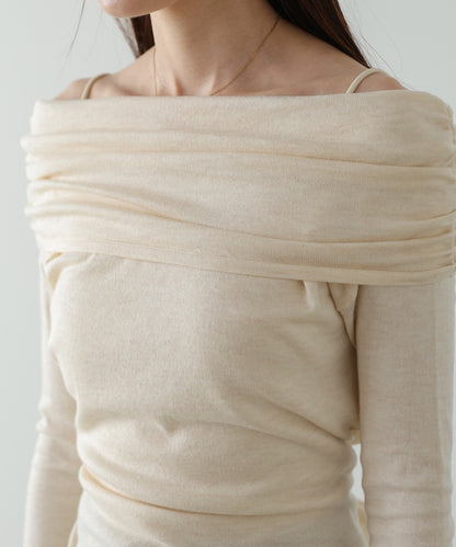 オフショルウエストマークトップス