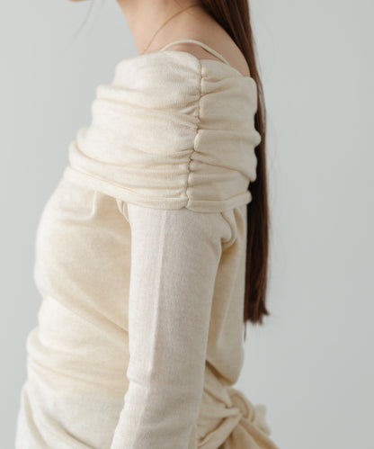 オフショルウエストマークトップス