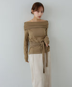 オフショルウエストマークトップス