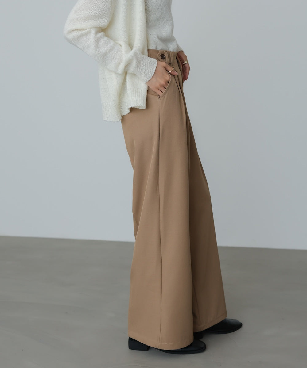 ツータックパンツ