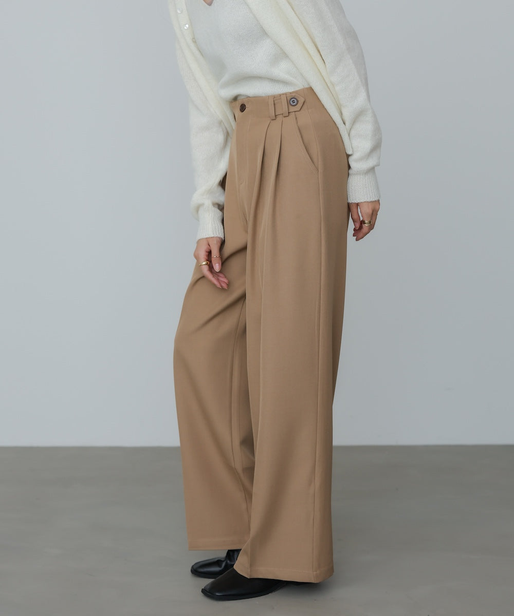 ツータックパンツ