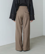 ツータックパンツ