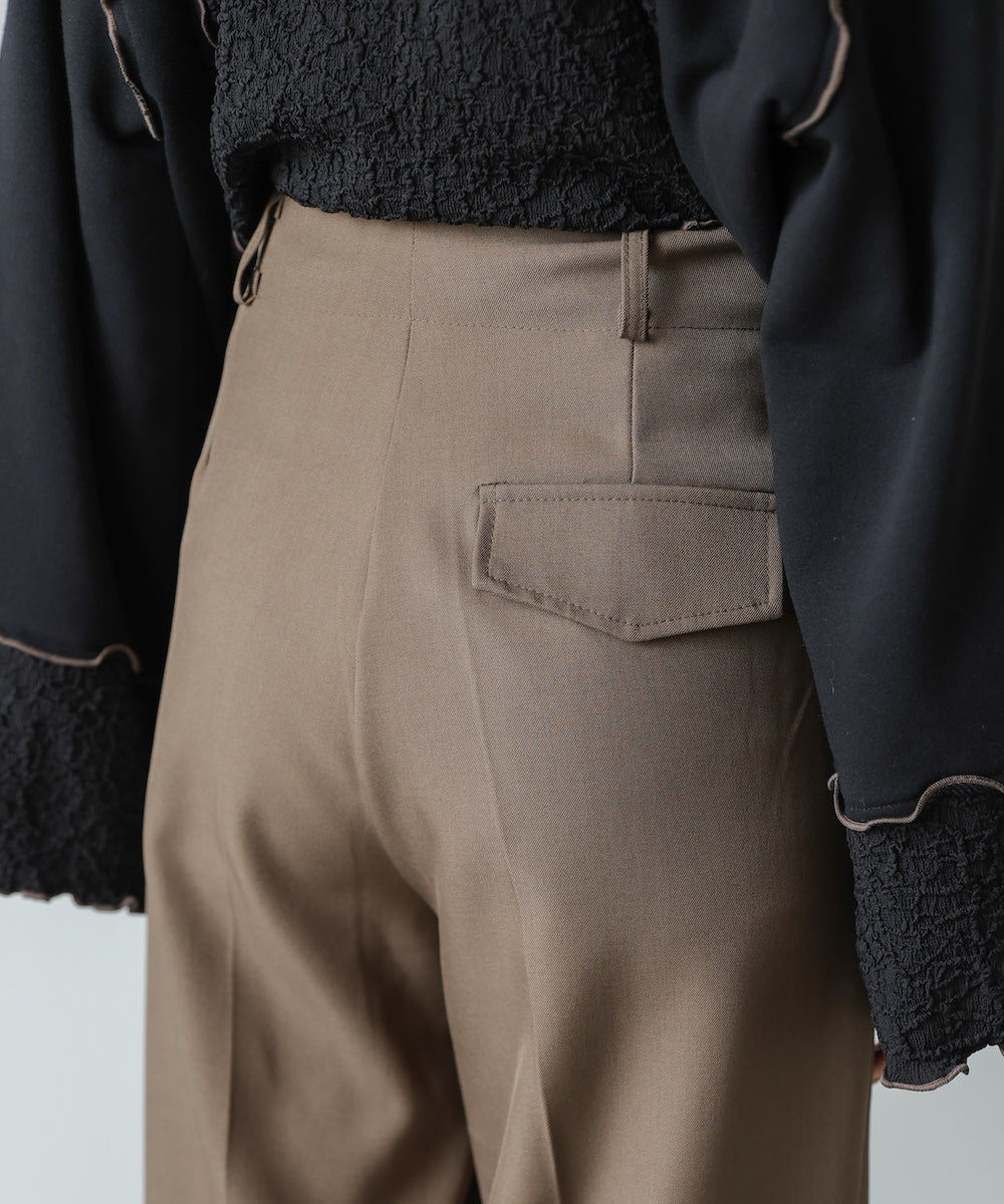 ツータックパンツ