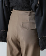 ツータックパンツ