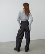 ツータックパンツ