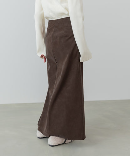 フェイクスエードスカート