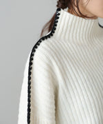 ライン配色ニットトップス