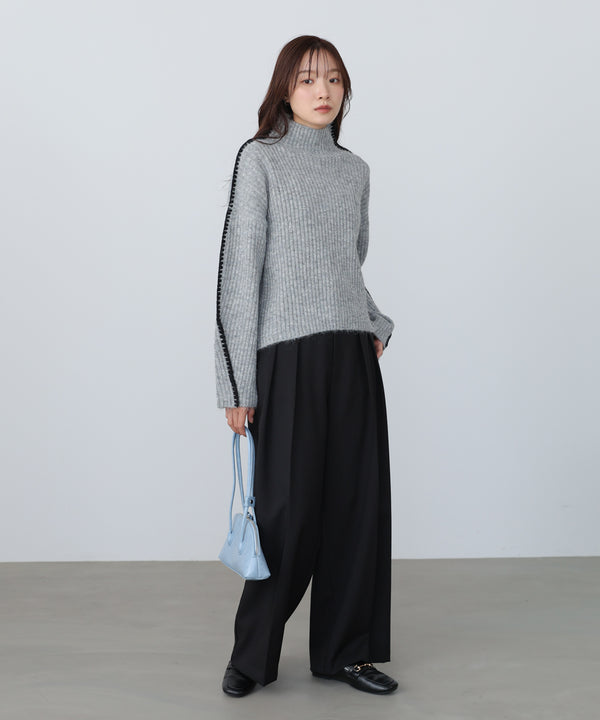 ライン配色ニットトップス