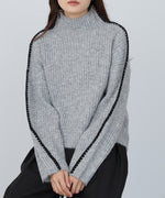 ライン配色ニットトップス