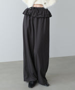 ウエストフリルストライプパンツ