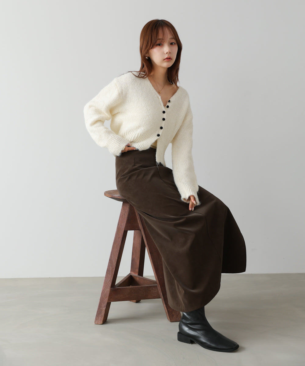 ショートシャギーくるみボタンカーディガン