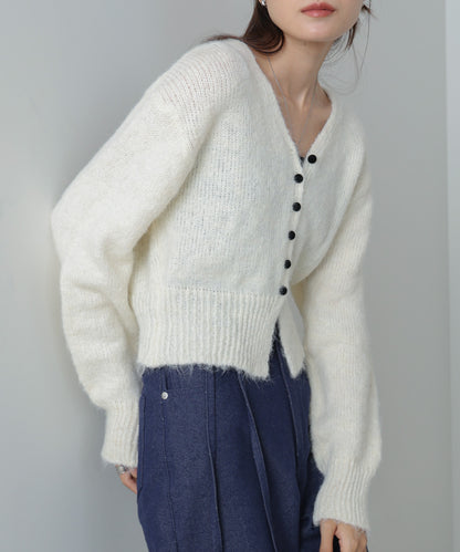 ショートシャギーくるみボタンカーディガン