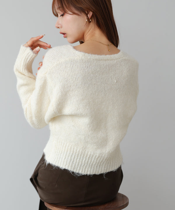 ショートシャギーくるみボタンカーディガン