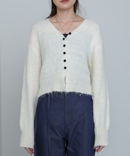ショートシャギーくるみボタンカーディガン