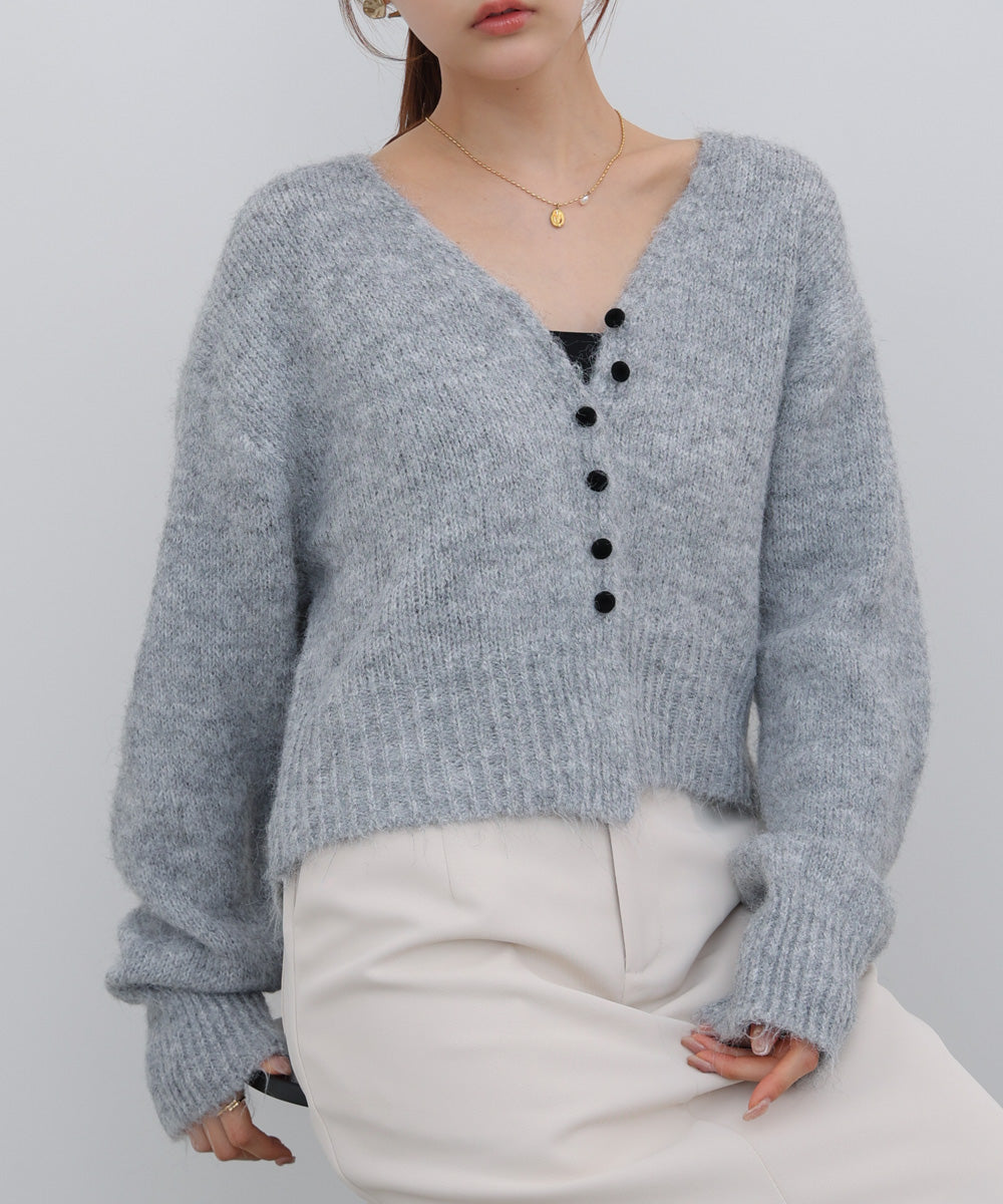 ショートシャギーくるみボタンカーディガン