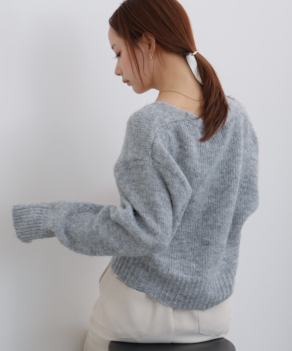 ショートシャギーくるみボタンカーディガン