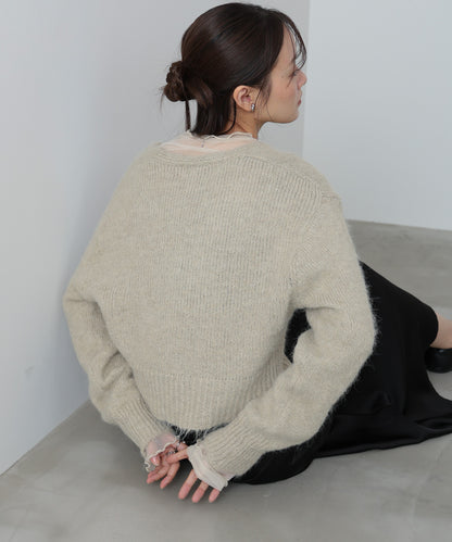 ショートシャギーくるみボタンカーディガン