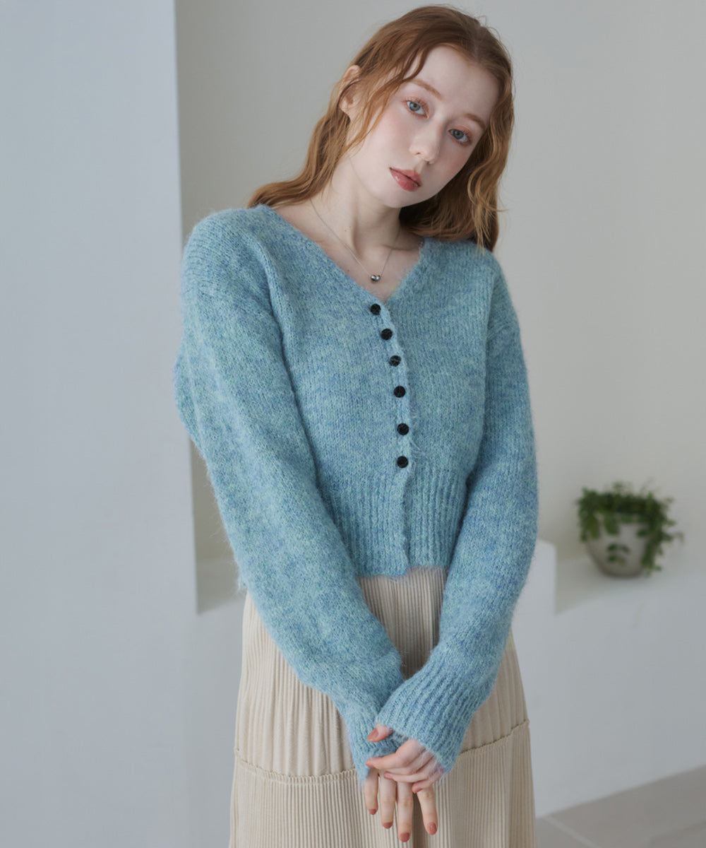ショートシャギーくるみボタンカーディガン